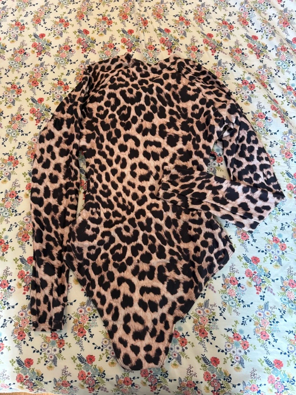 Floerns Women's Long Sleeve Rash Guard Zipper Up Leopard One Piece Swimsuit - Picture 3 of 3